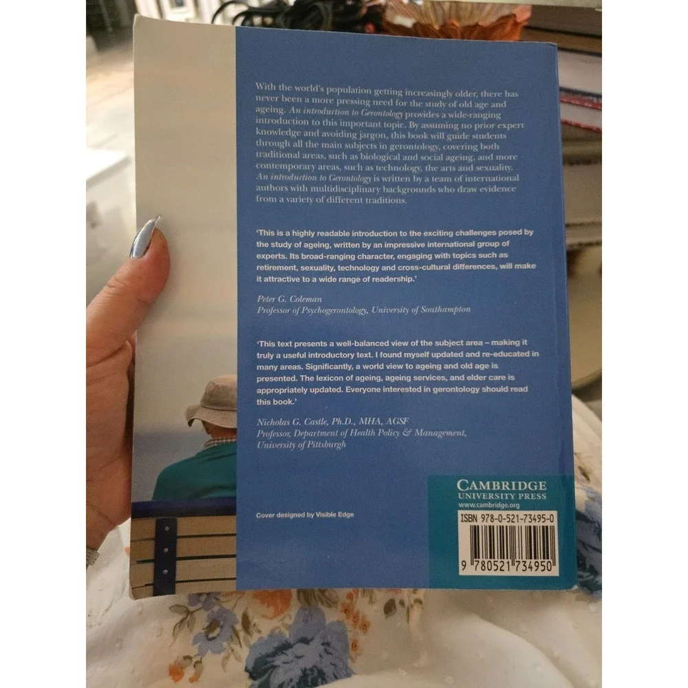 An Introduction to Gerontology Edited By Ian Stuart-Hamilton‎